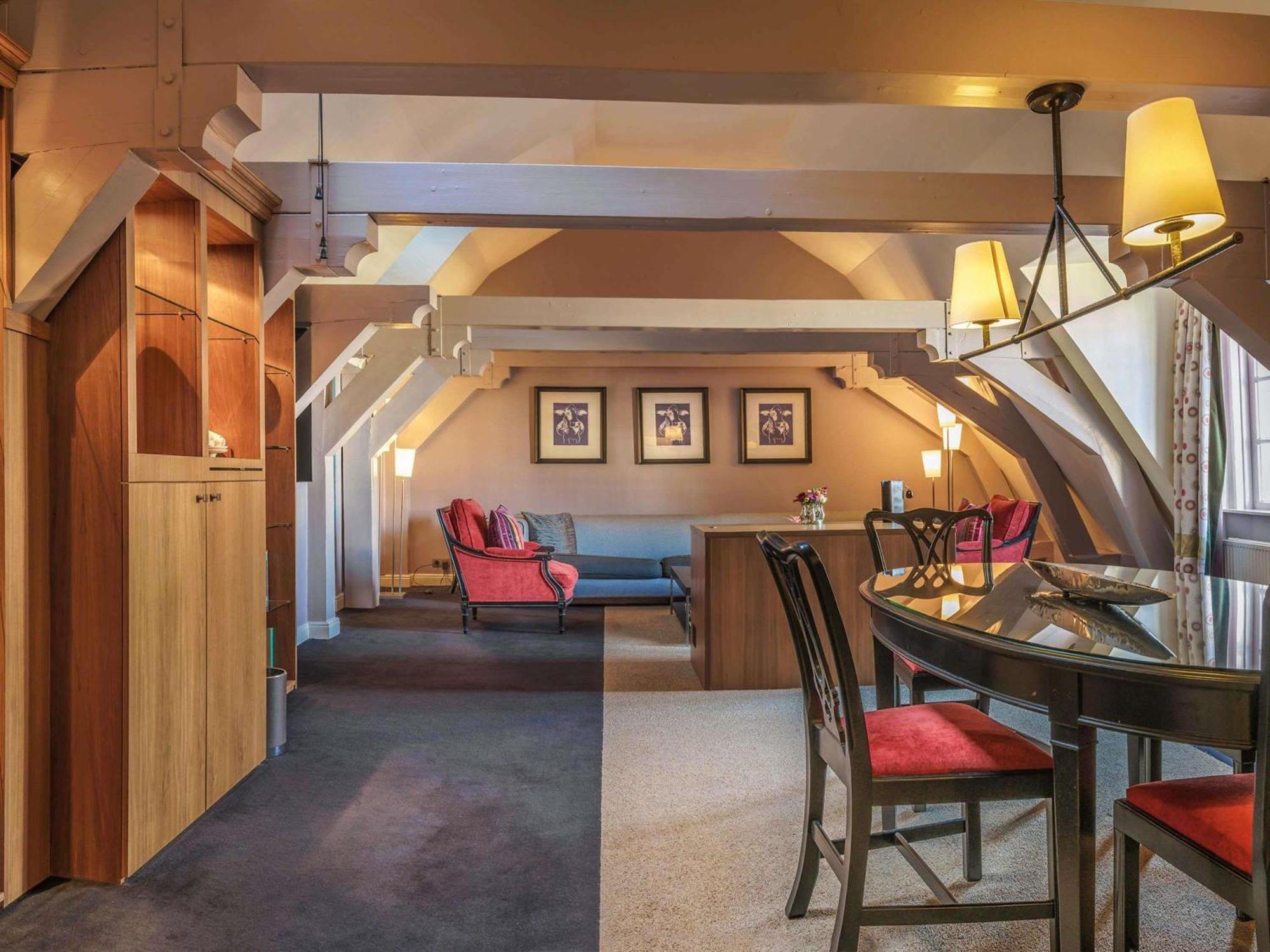 Suite Royale - 1 Lit King-Size - Service de Majordome