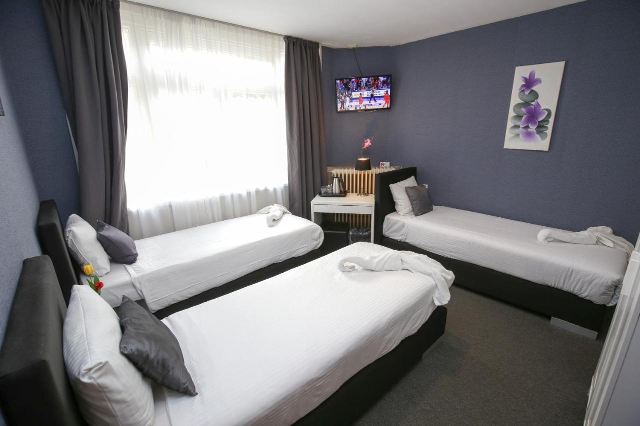 Chambre Triple avec Salle de Bains Privative
