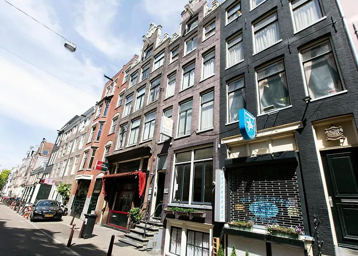 Resort: Quentin Leidse Square Hotel