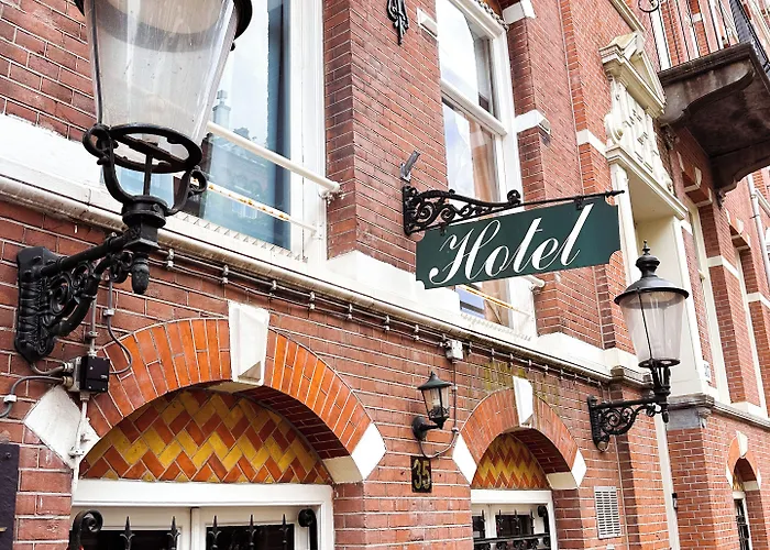 Hotel Vondel Garden City Centre